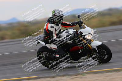 media/Jan-14-2023-SoCal Trackdays (Sat) [[497694156f]]/Turn 11 Inside (950am)/